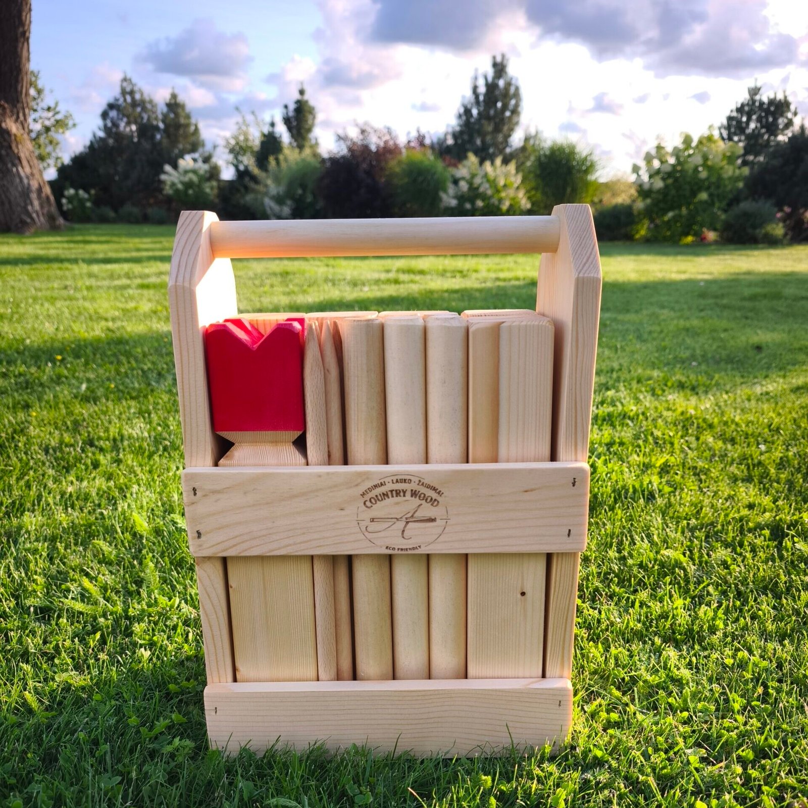 KUBB lauko žaidimas